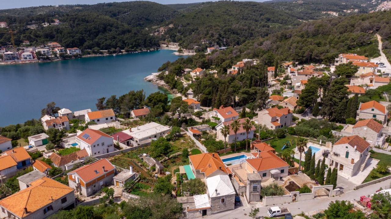 Apartments By The Sea Sumartin, Brac - 764 Zewnętrze zdjęcie
